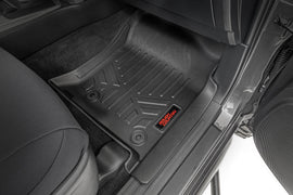 4runner-floor-mat-install1.jpg