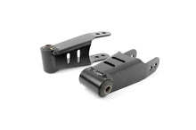 Load image into Gallery viewer, 73-98_chevy_lowering_shackles_rc0501_.jpg