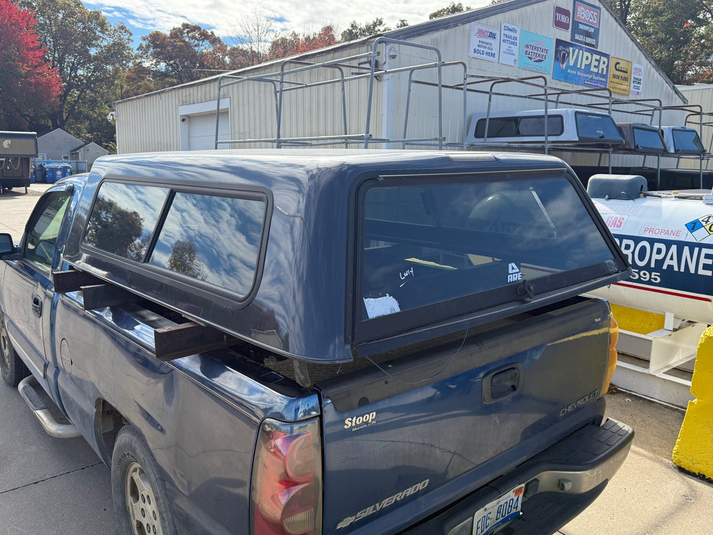 Used Chevy Silverado / GMC Sierra 2014-2018 1500 XC 6.5' short bed used topper LOCATION: A-4-1 Code: CL1015-25b