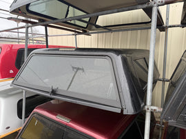 Used Chevy Silverado / GMC Sierra 2014-2018 1500 XC 6.5' short bed used topper LOCATION: N-2-2 Code: CL2511-1a