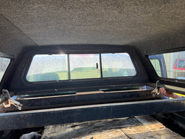 Used Ford F150 6.5' Short Box 2009-2014 Fiberglass Truck Topper Camper Shell UX SILVERCODE: CL2603-30 LOCATION: N-1-3