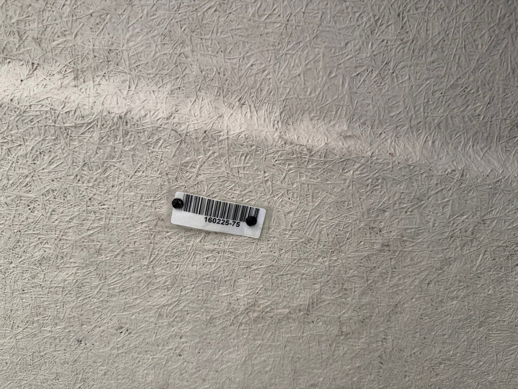 Used Ford F150 6.5' Short Box 2009-2014 Fiberglass Truck Topper Camper Shell CODE: CNMF004 LOCATION: N-1-1