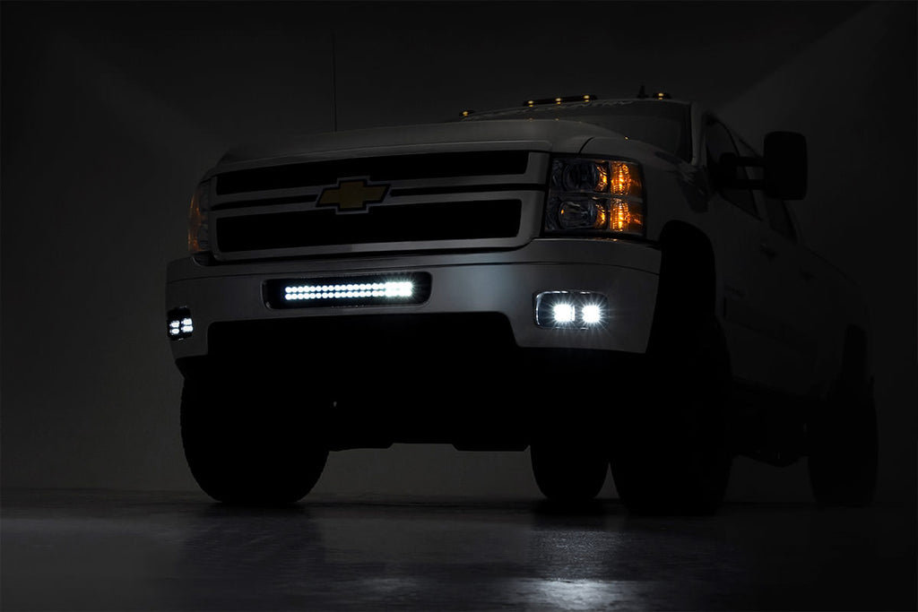 chevy-led-fog-lights_70628-studio-darkv2_3.jpg