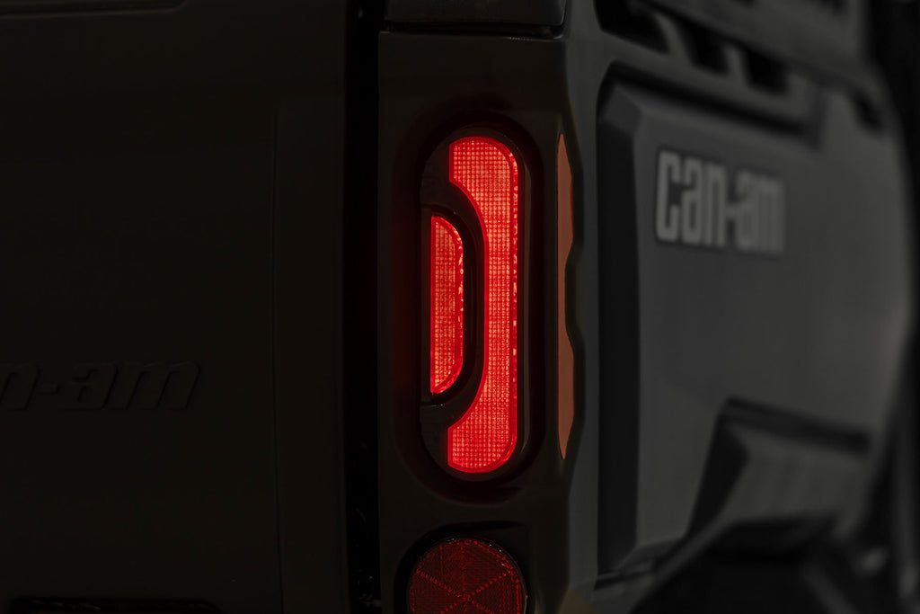 defender-taillights35.jpg