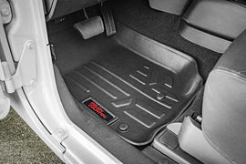 jeep-floor-mats_m-6141-installed-driver_1_1_1_2_1.jpg