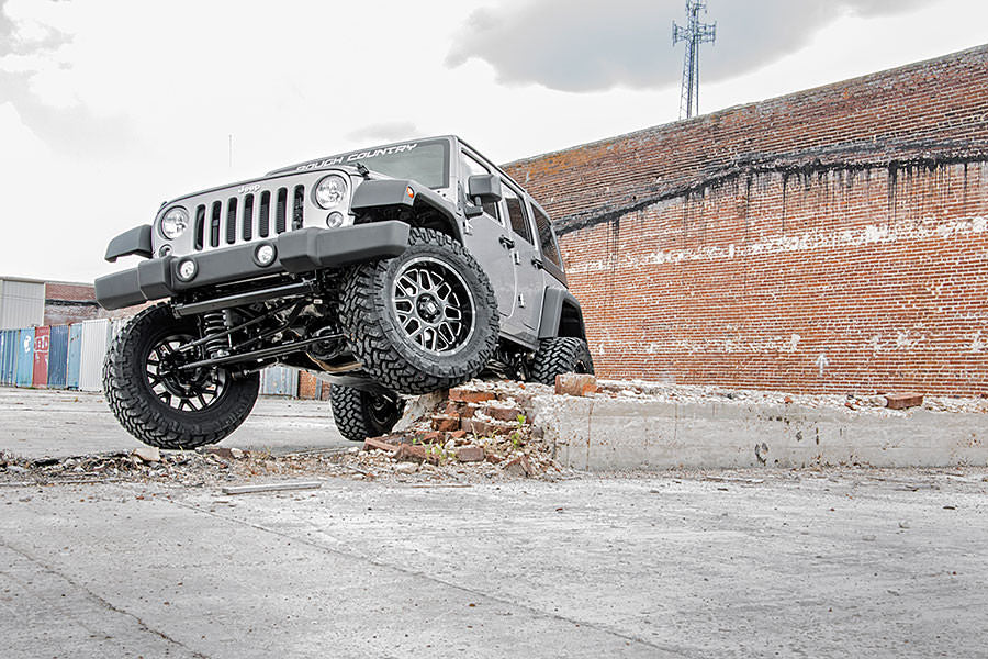 jeep-lift-kit_681s-installed-brick-crawl_16445.jpg
