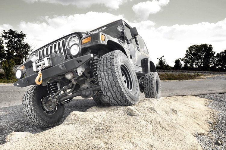 jeep-lift-kit_906s-installed_2_1.jpg