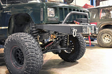 Load image into Gallery viewer, jeep-xj-winch-bumper_1057-light-bar-installed.jpg