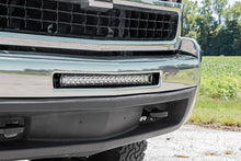 Load image into Gallery viewer, lights-20-inch-chevy-mounts_70523-base-install.jpg